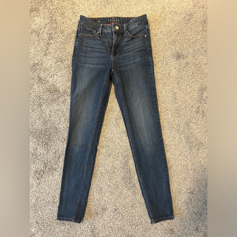 WHBM The Skinny Ankle in Medium Wash Size 00